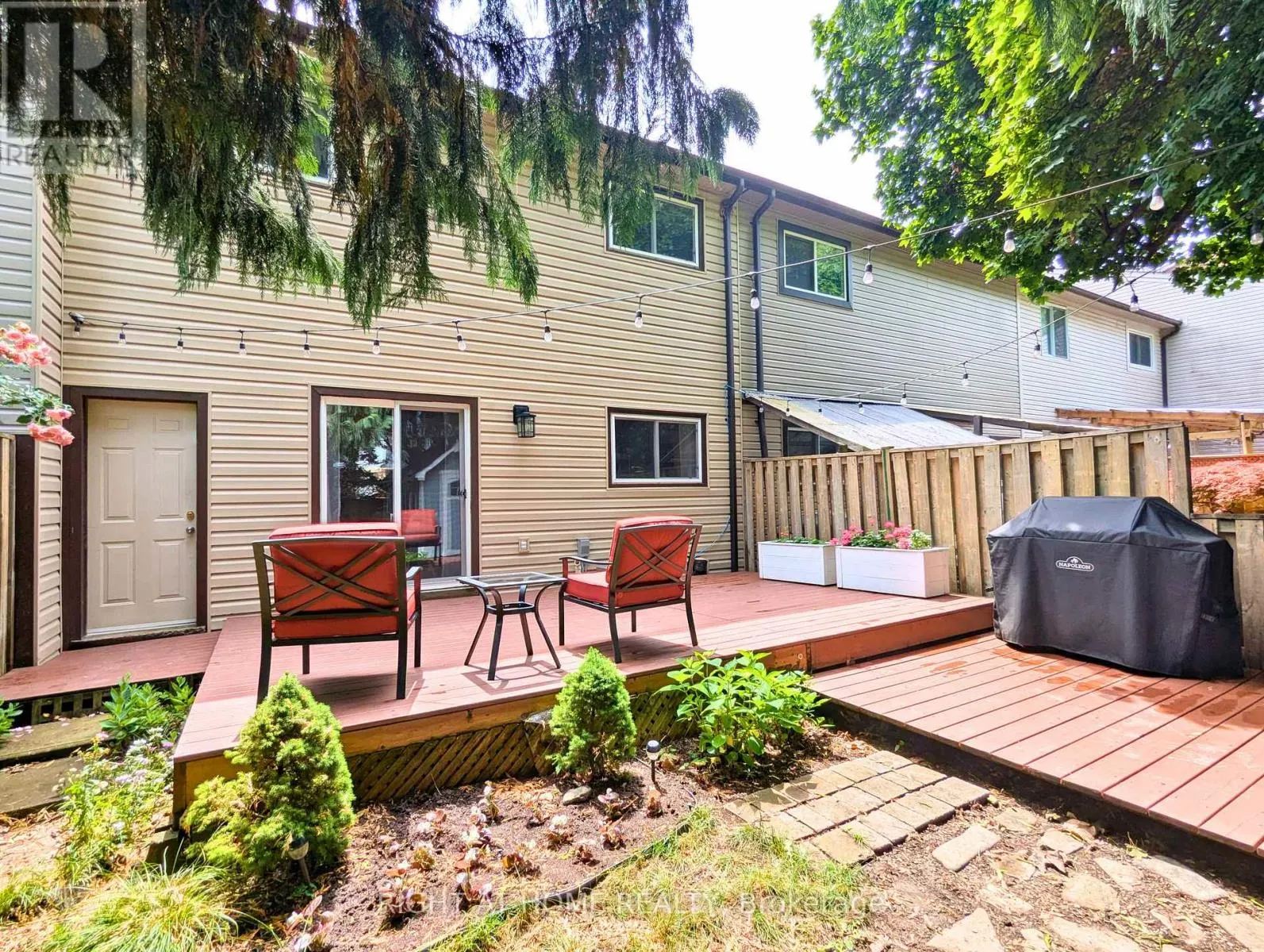 2599 INLAKE COURT