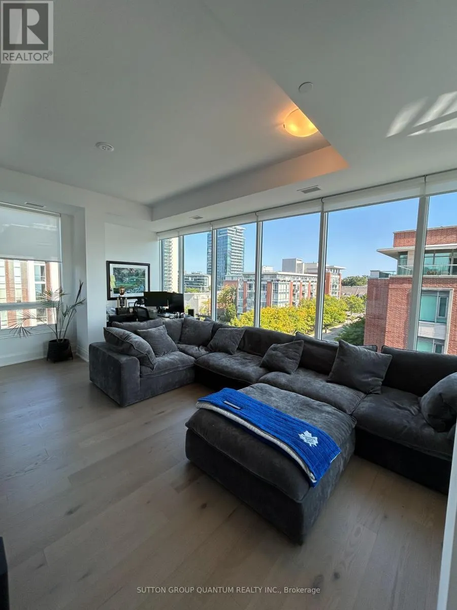 504 - 55 PORT STREET E
