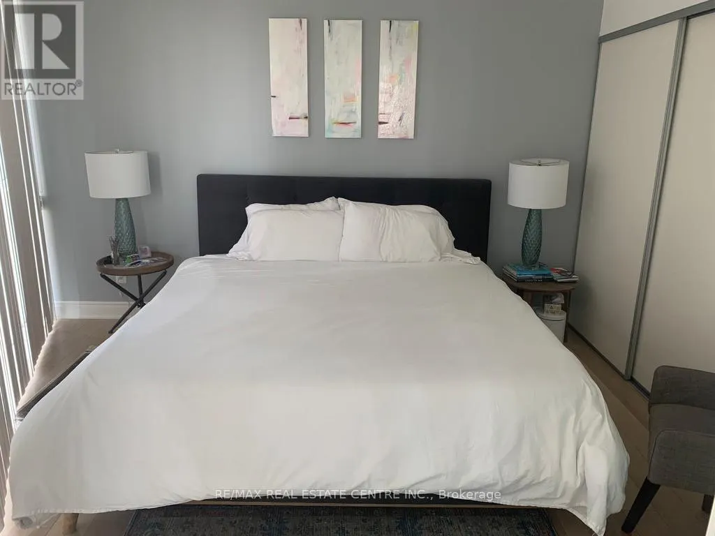 1906 - 80 MARINE PARADE DRIVE N