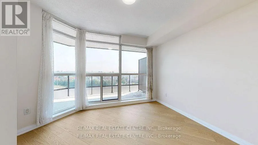 613 - 220 FORUM DRIVE