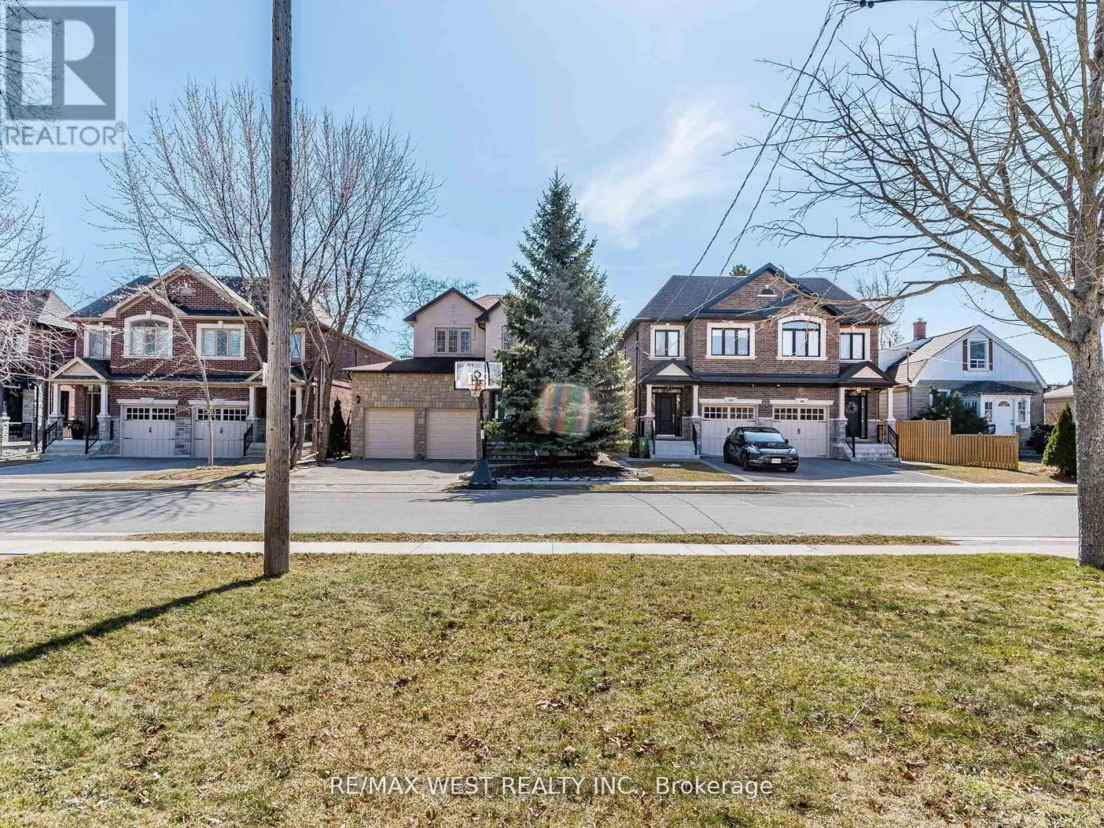 76 LABURNHAM AVENUE
