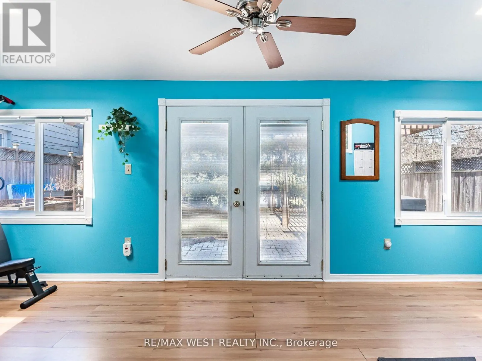 76 LABURNHAM AVENUE