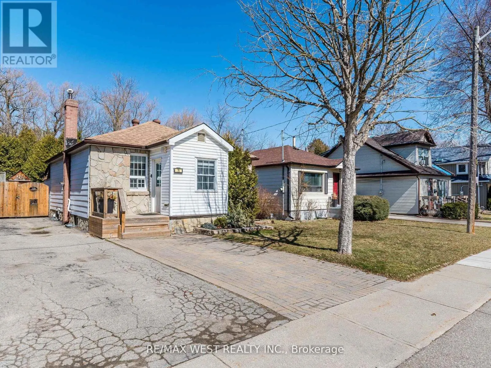 76 LABURNHAM AVENUE