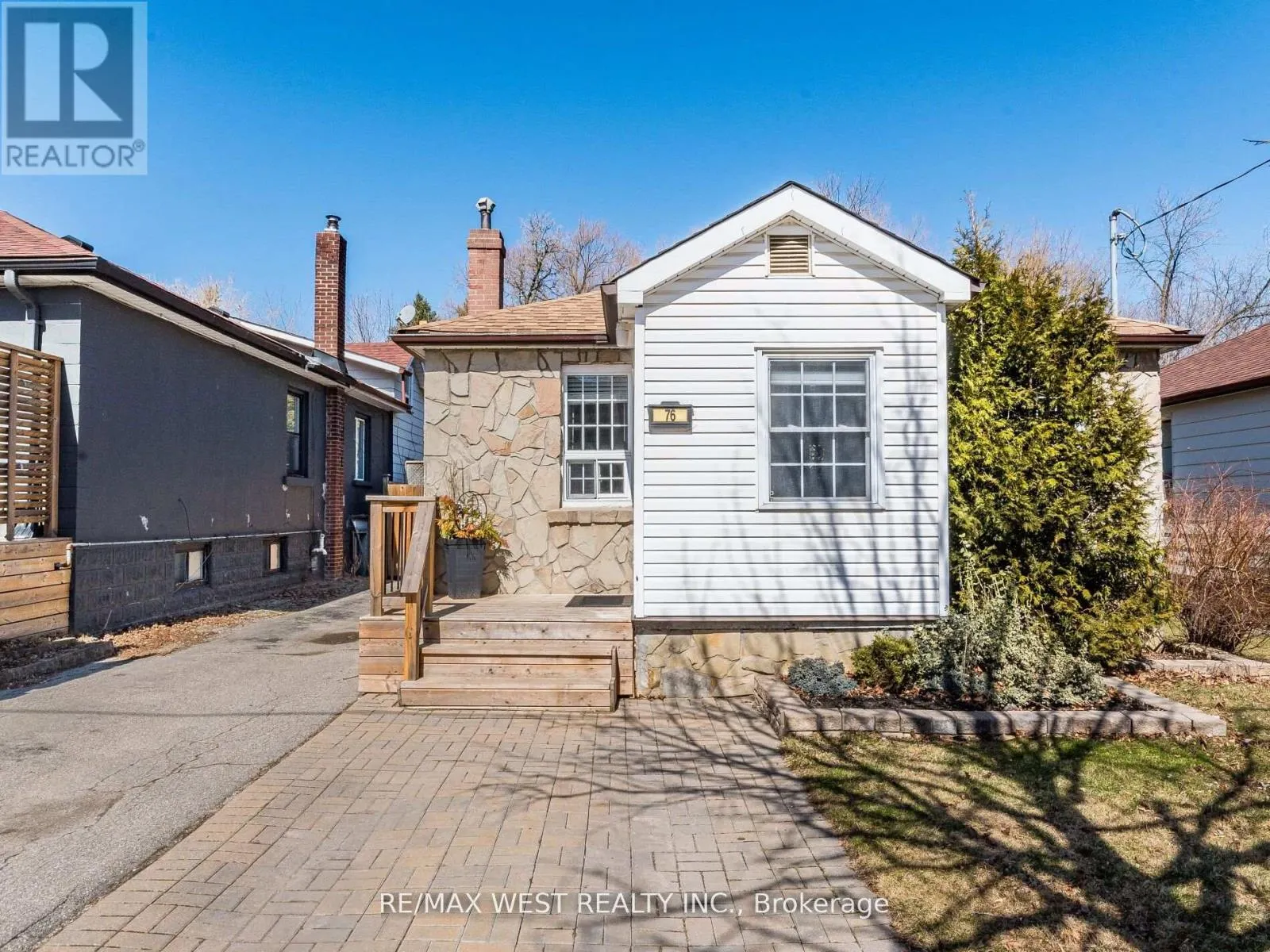 76 LABURNHAM AVENUE
