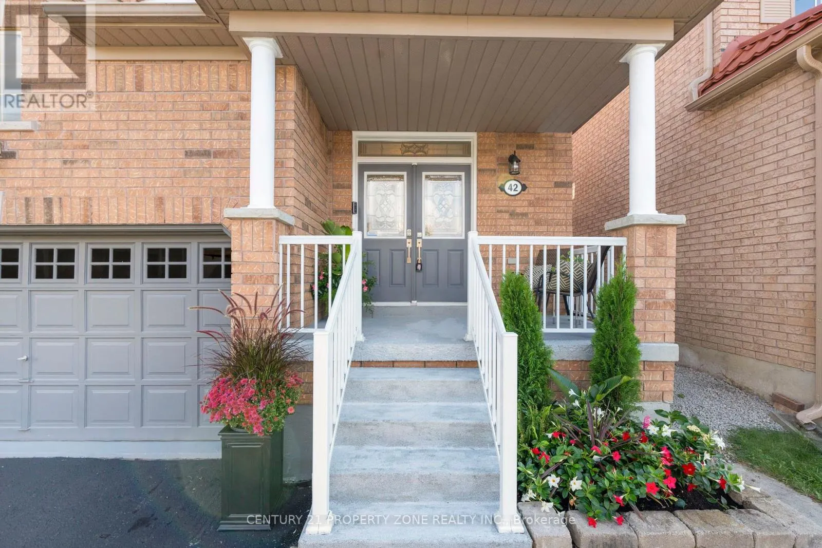 42 SPOTTED OWL CRESCENT