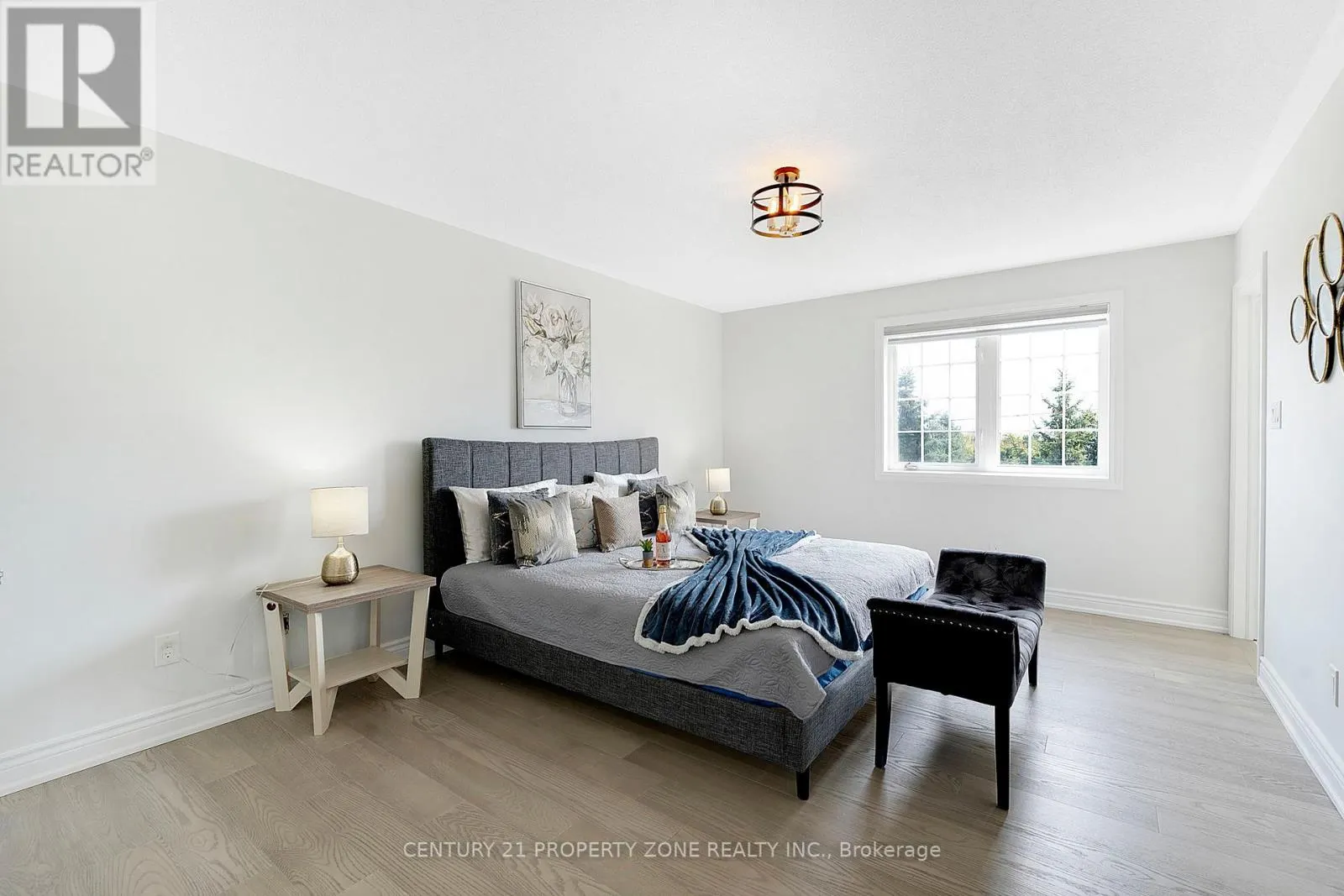 42 SPOTTED OWL CRESCENT