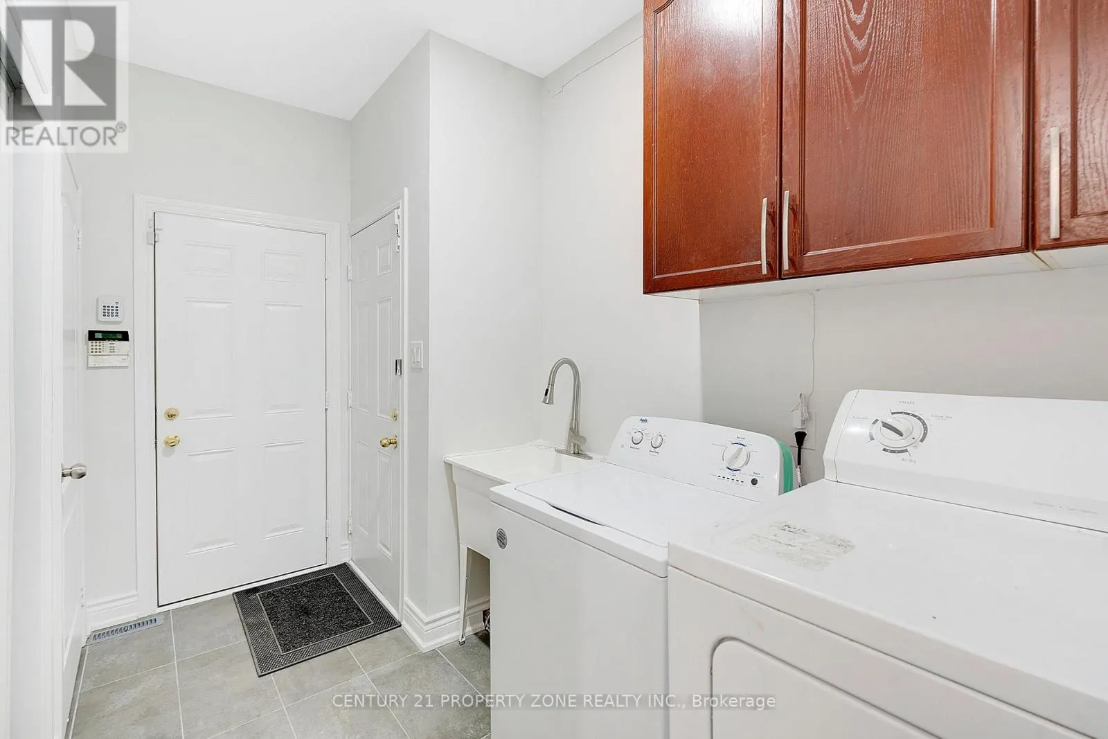 42 SPOTTED OWL CRESCENT