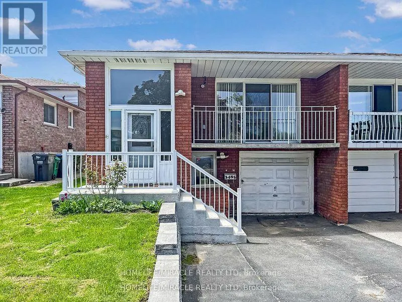 3485 OAKGLADE CRESCENT