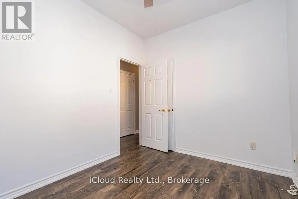 ROOM 2 - 12 KING GEORGE ROAD