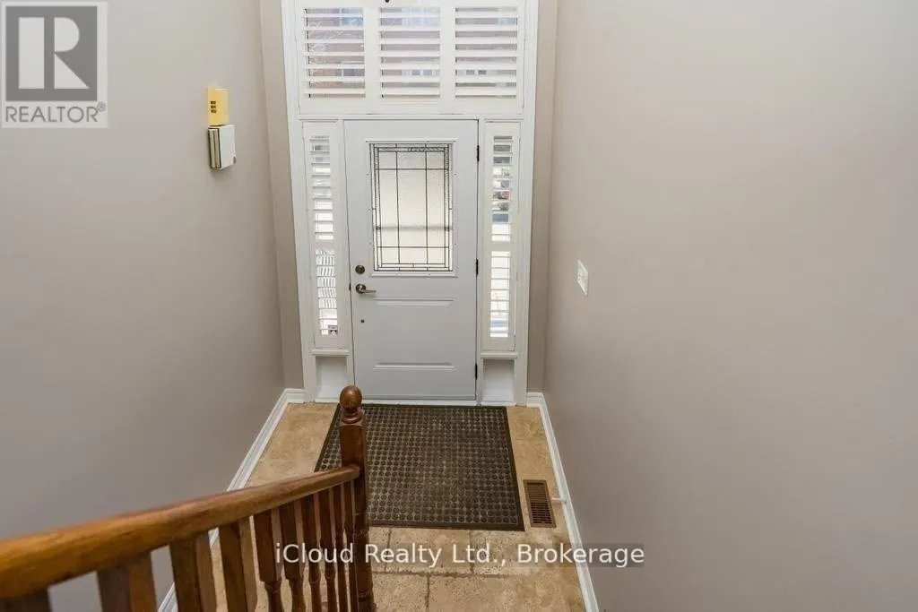 ROOM 2 - 12 KING GEORGE ROAD