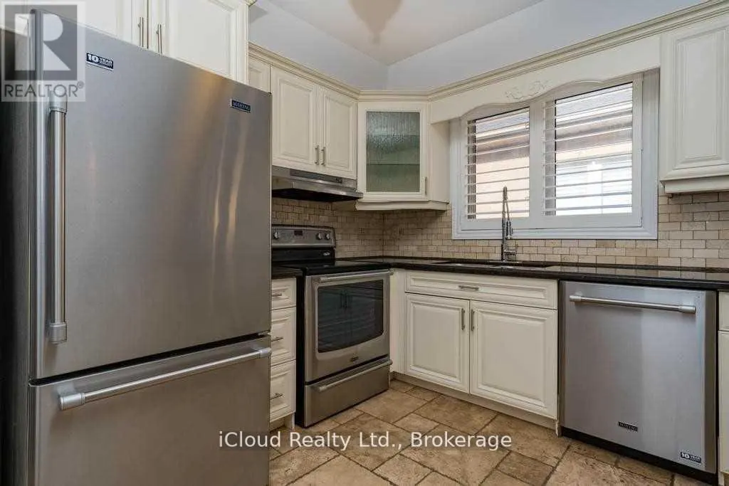 ROOM 2 - 12 KING GEORGE ROAD