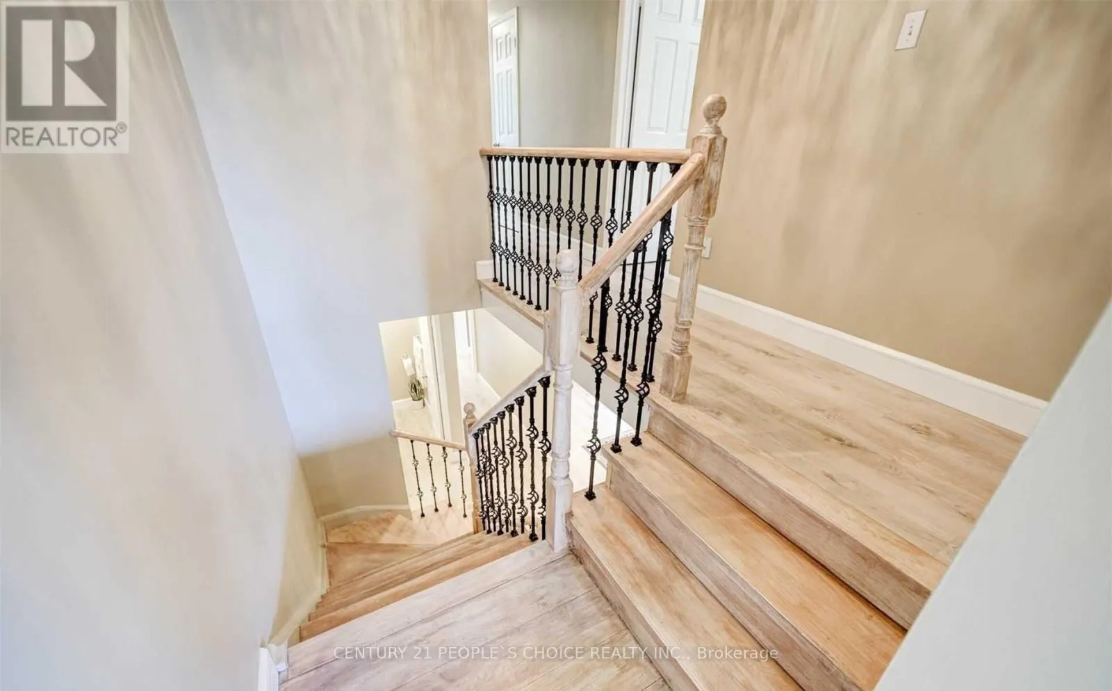 1162 LEEWOOD DRIVE