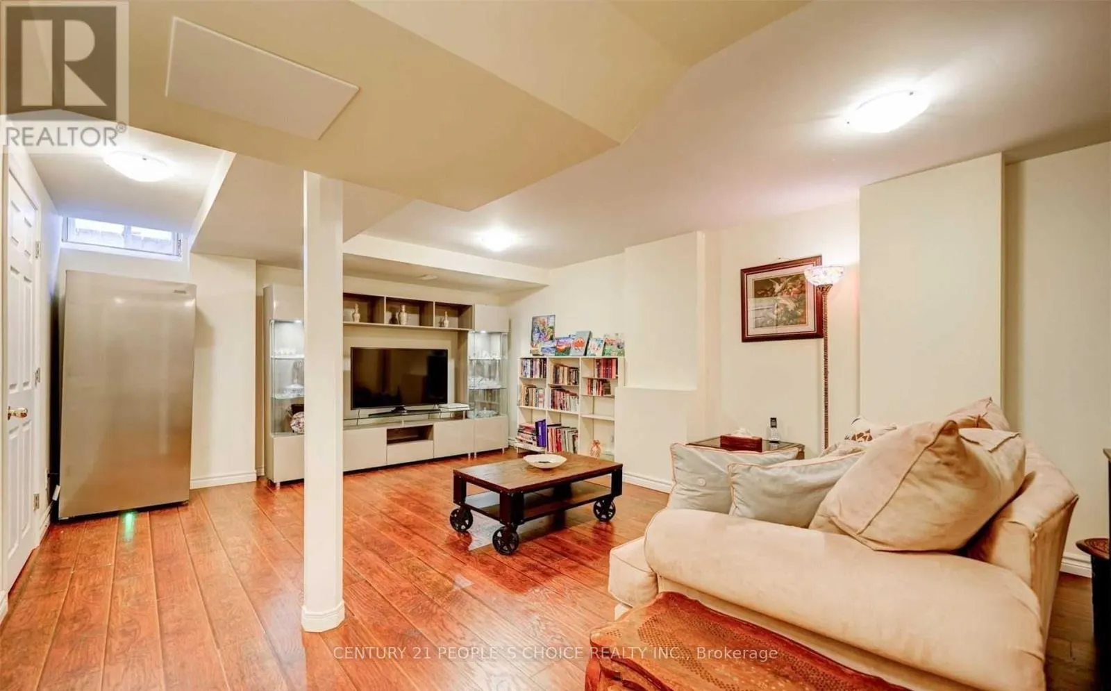 1162 LEEWOOD DRIVE