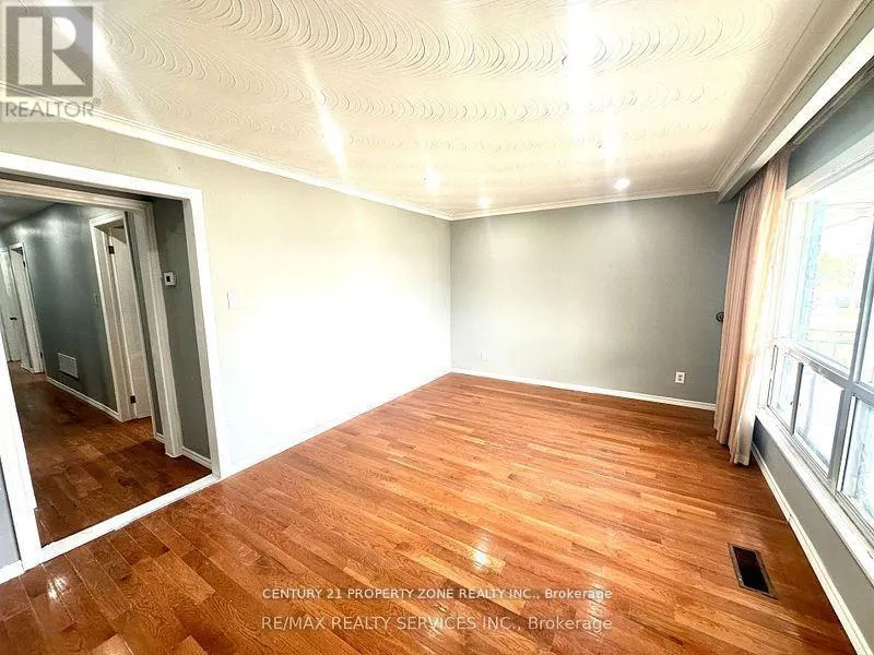 UPPER - 7600 MIDDLESHIRE DRIVE