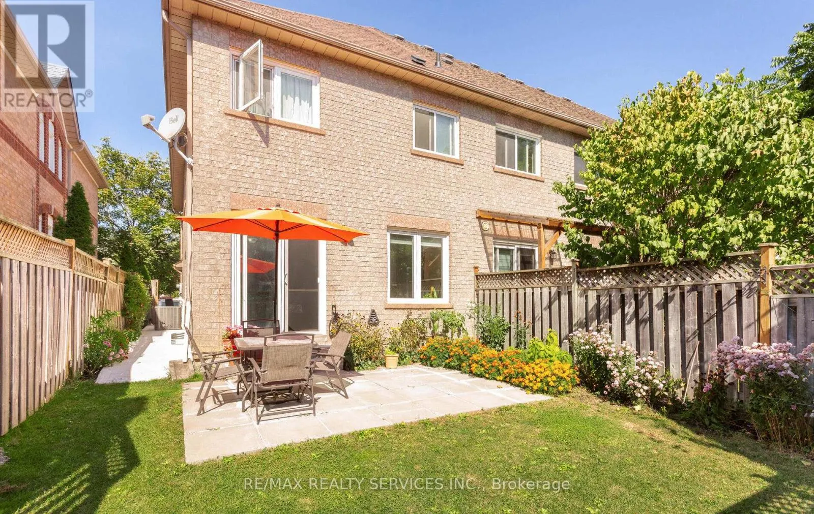 3912 ZENITH COURT