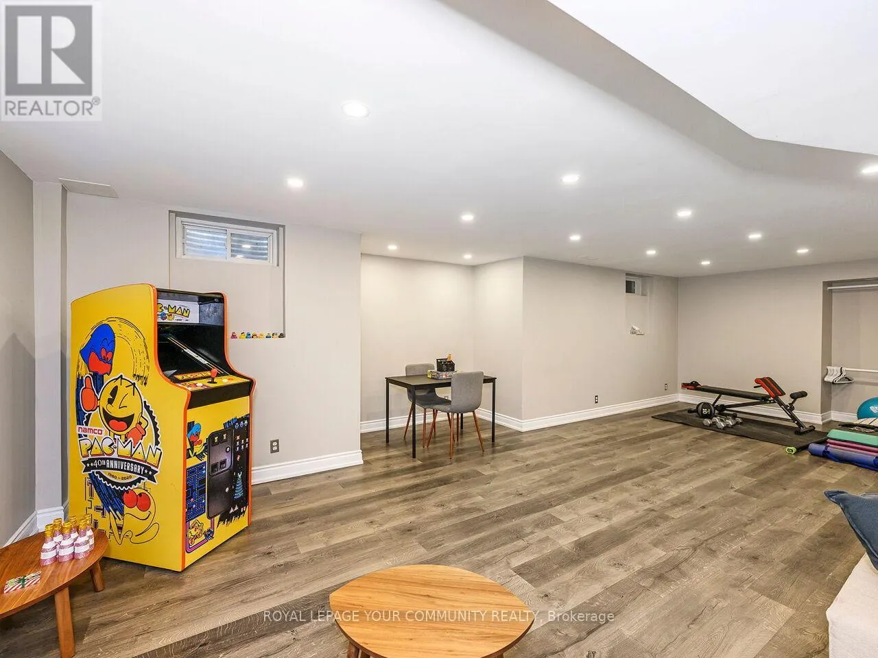 2 LAWTON COURT