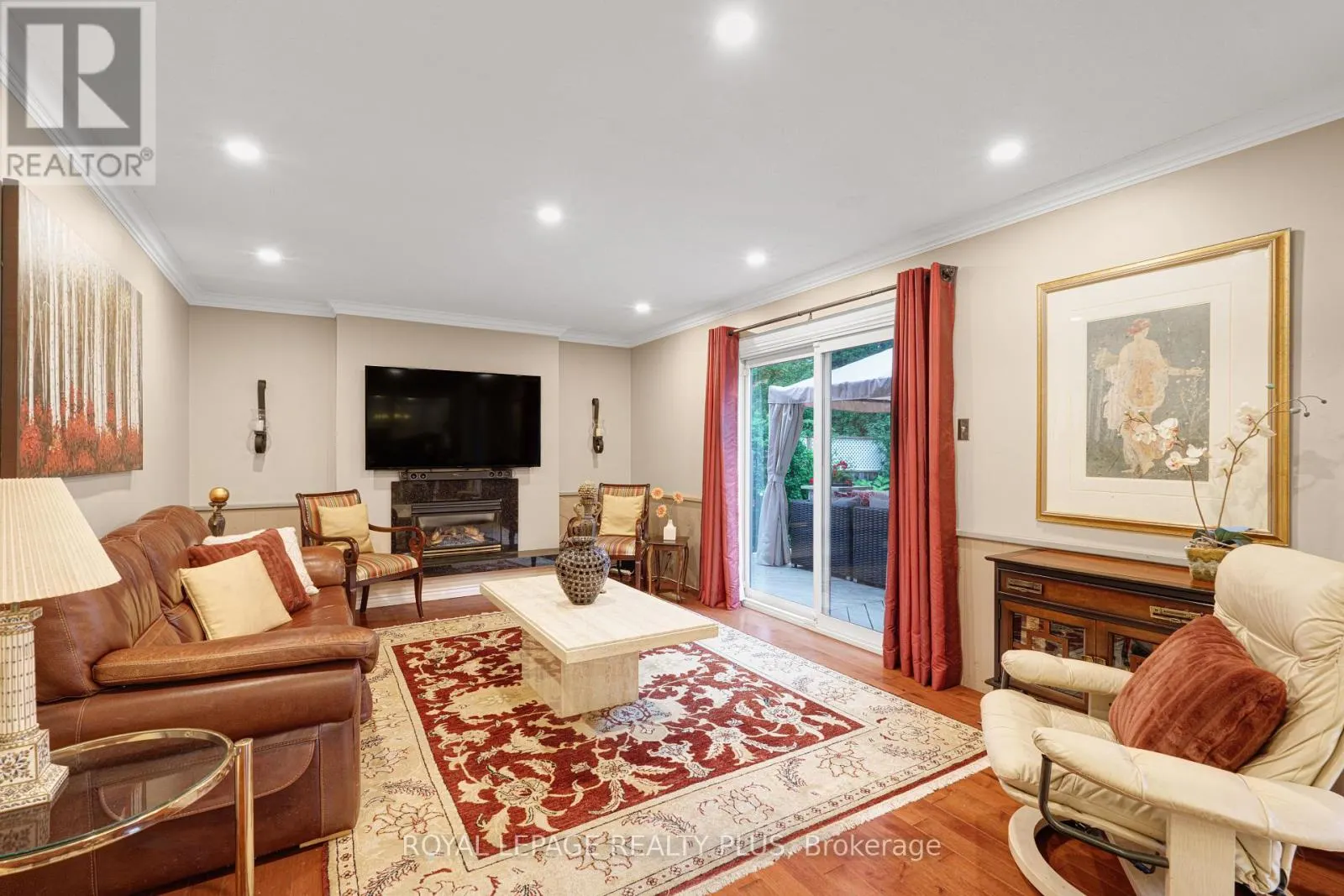 1760 FEATHERSTON COURT