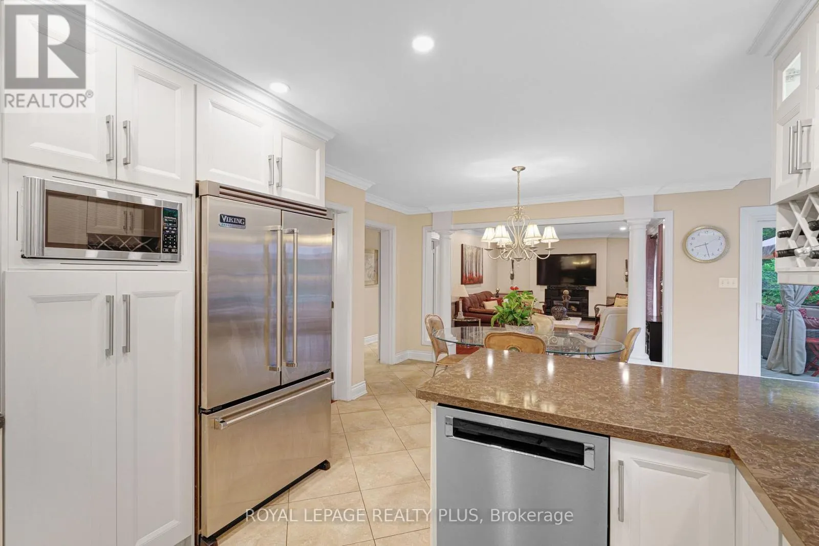 1760 FEATHERSTON COURT