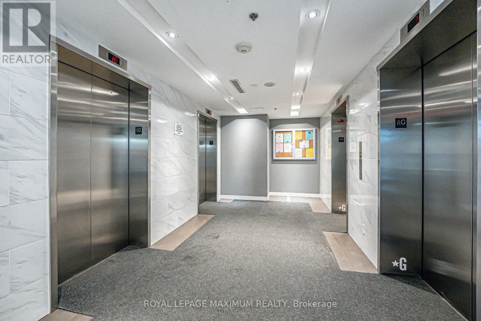 617 - 38 JOE SHUSTER WAY