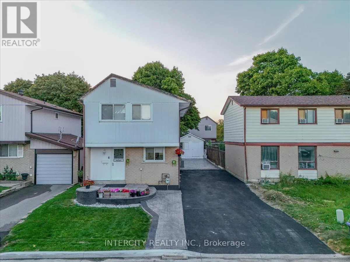 6 HEDLEY COURT