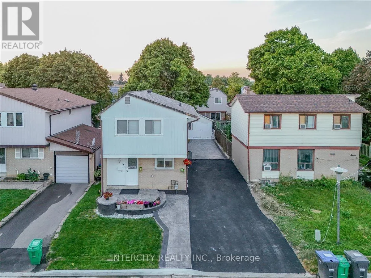6 HEDLEY COURT