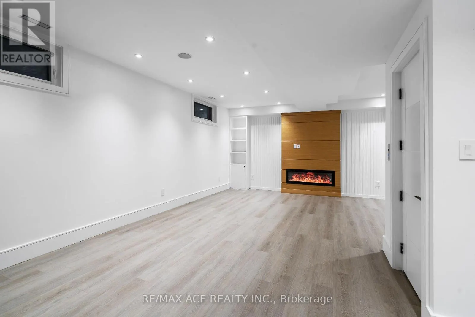10A BENSON AVENUE W
