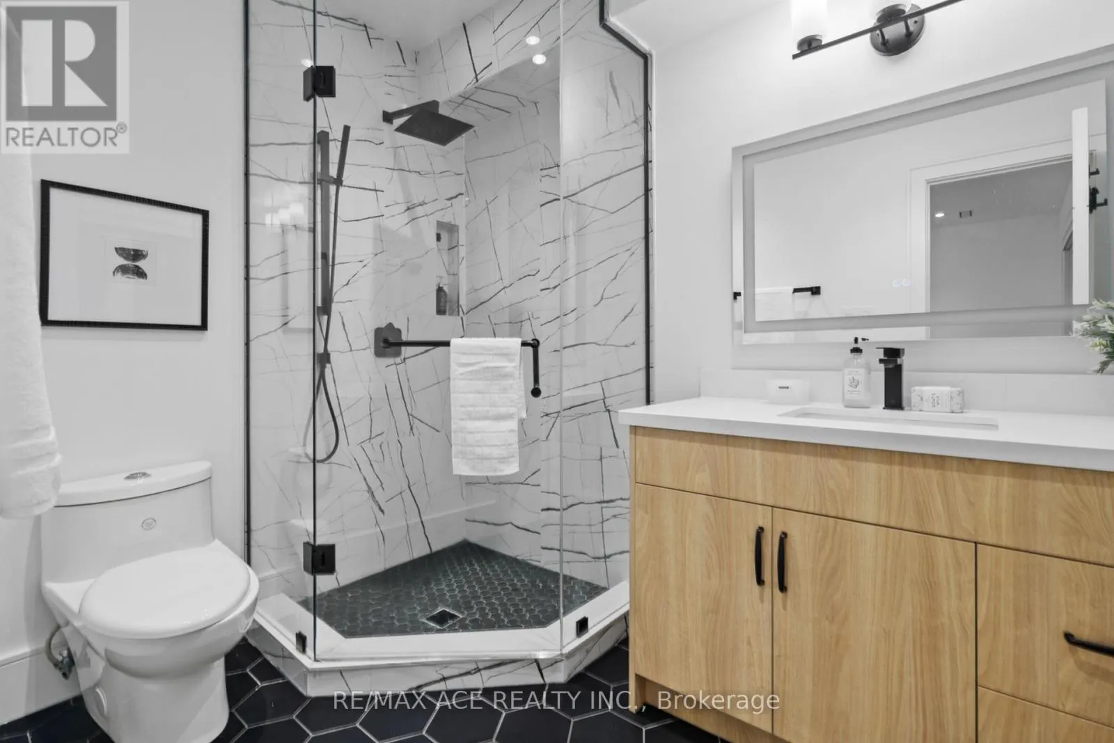 10A BENSON AVENUE W