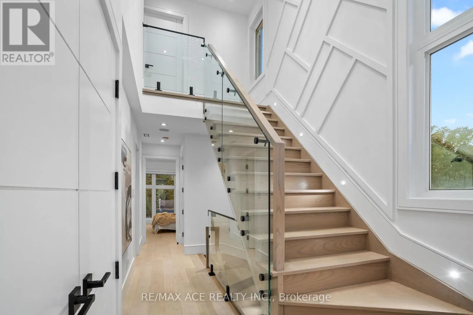 10A BENSON AVENUE W
