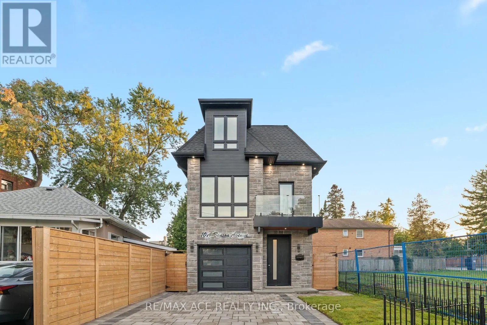 10A BENSON AVENUE W