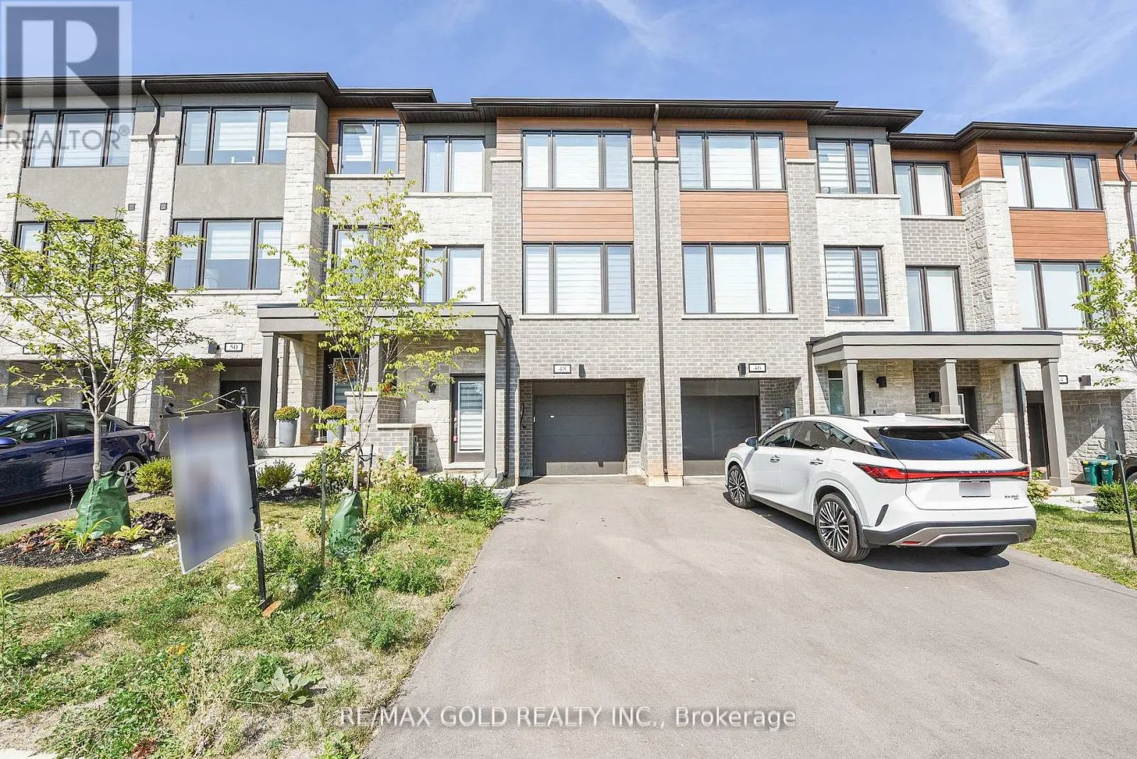 48 WINDTREE WAY