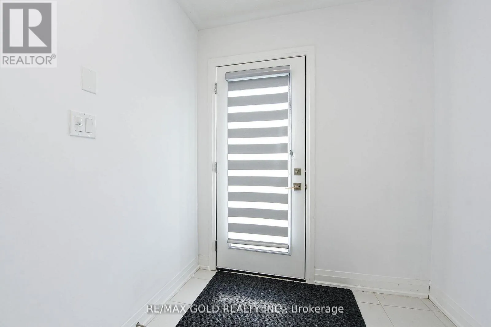 48 WINDTREE WAY