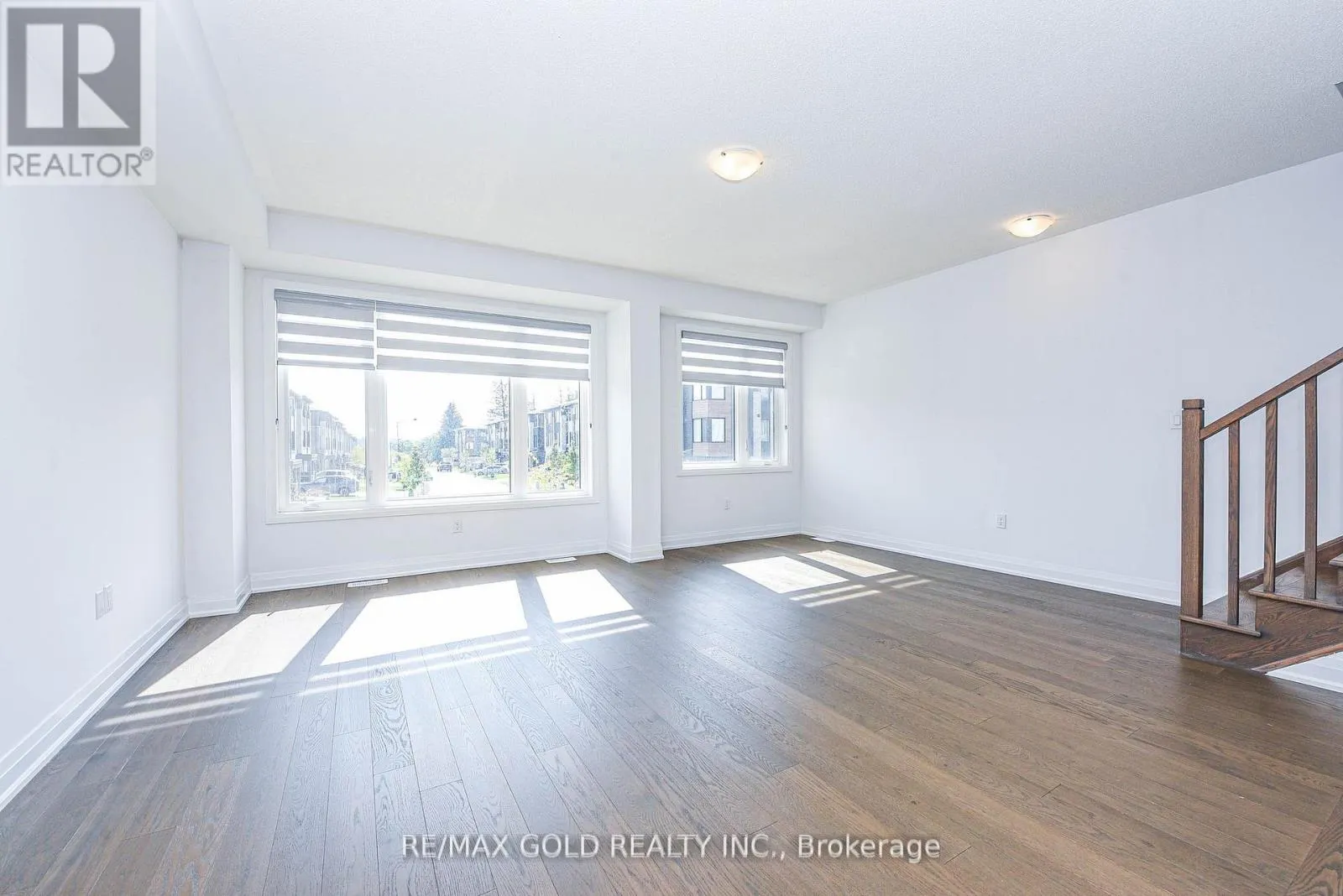 48 WINDTREE WAY