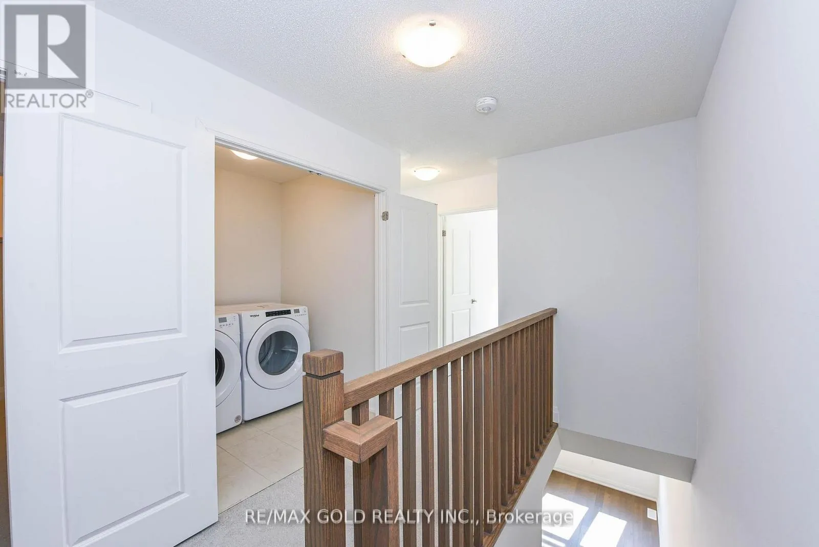 48 WINDTREE WAY