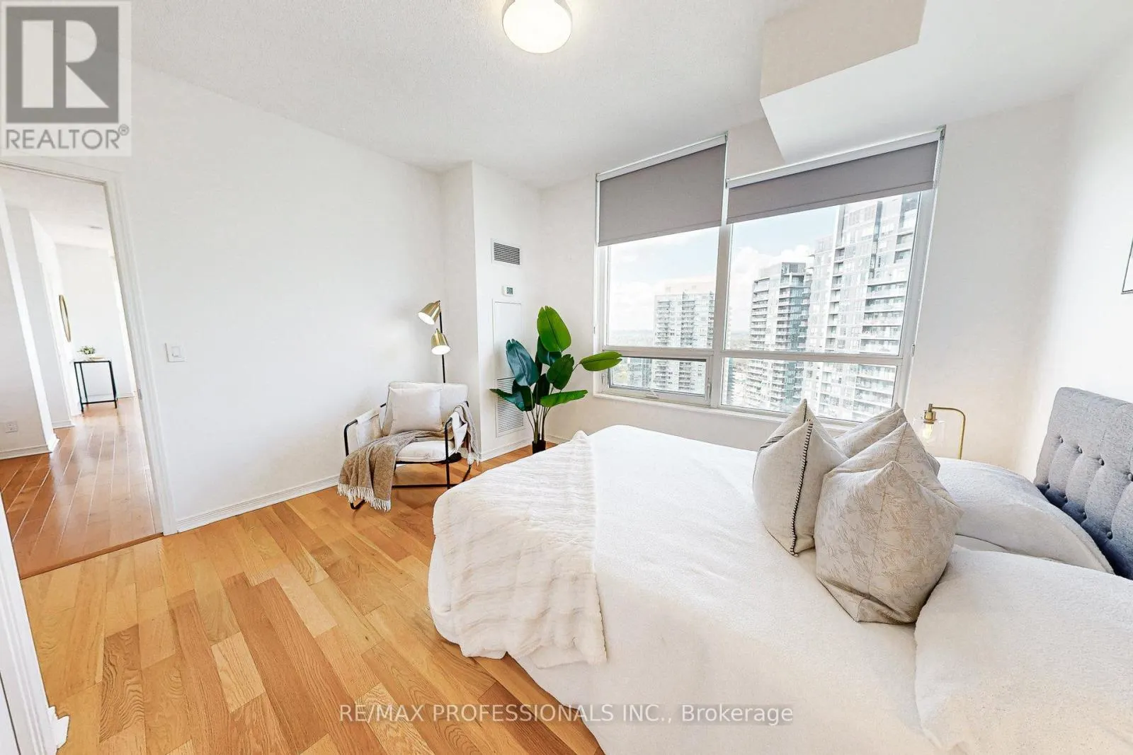 4203 - 2230 LAKE SHORE BOULEVARD W
