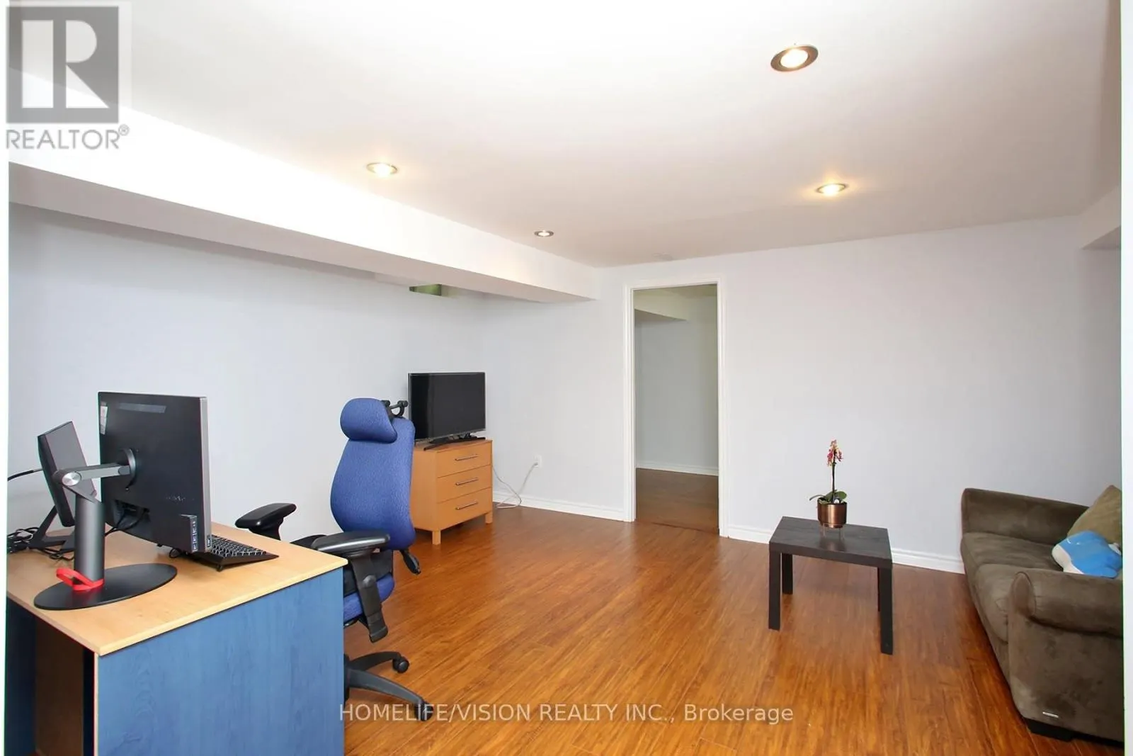 3810 FOXBOROUGH TRAIL