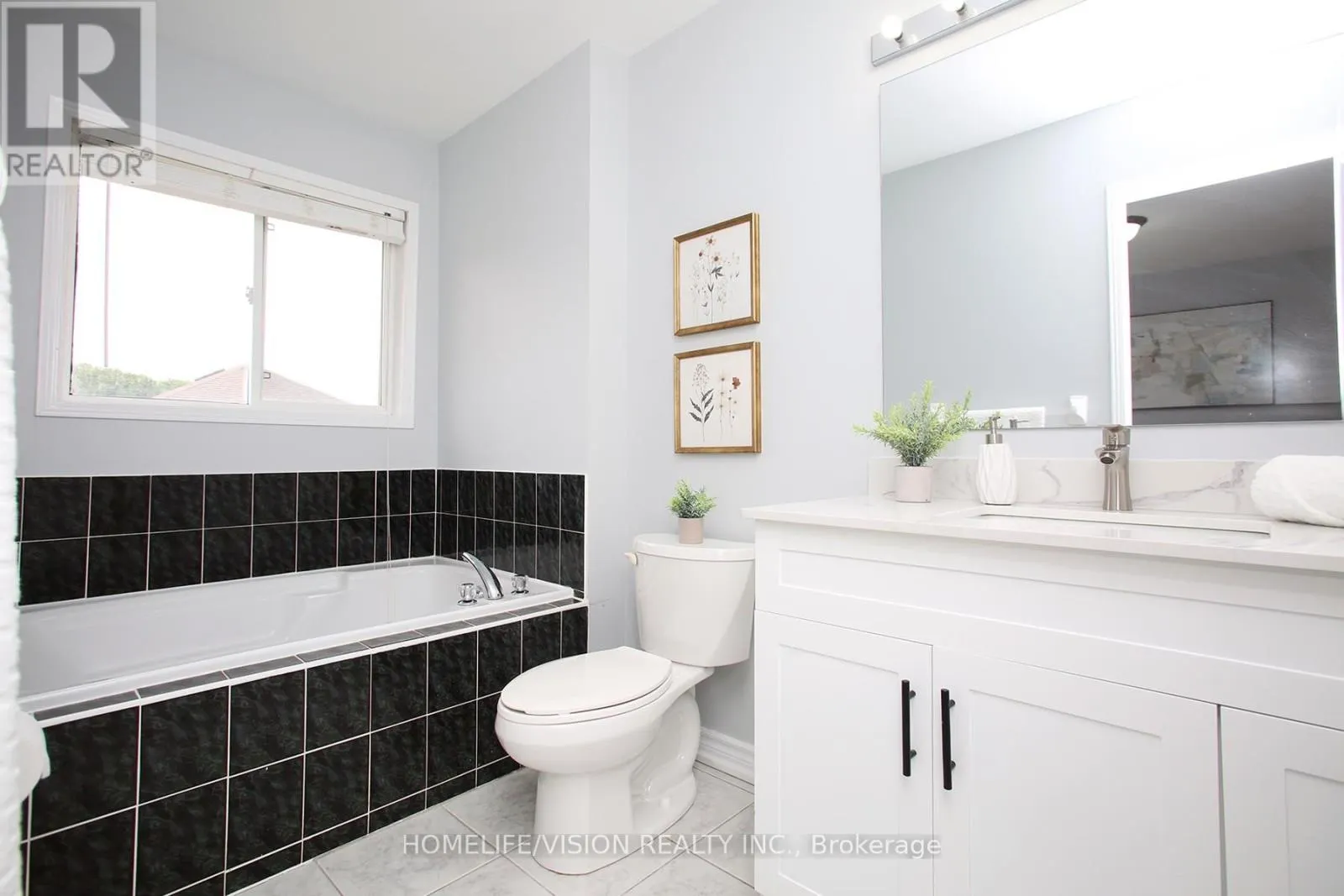 3810 FOXBOROUGH TRAIL