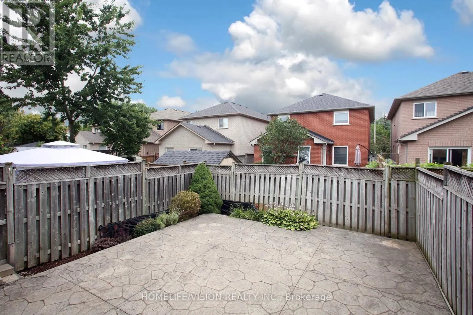 3810 FOXBOROUGH TRAIL