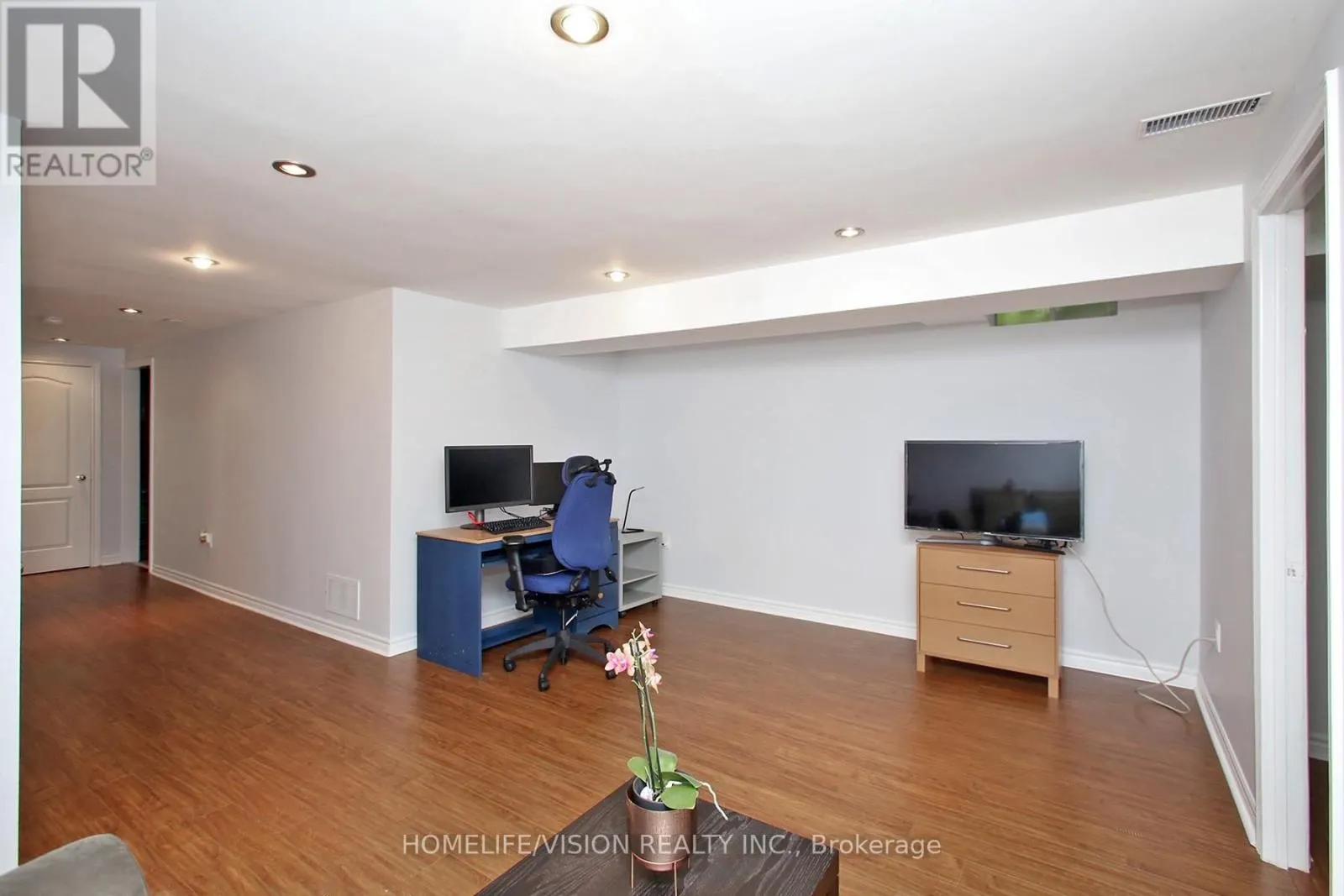 3810 FOXBOROUGH TRAIL