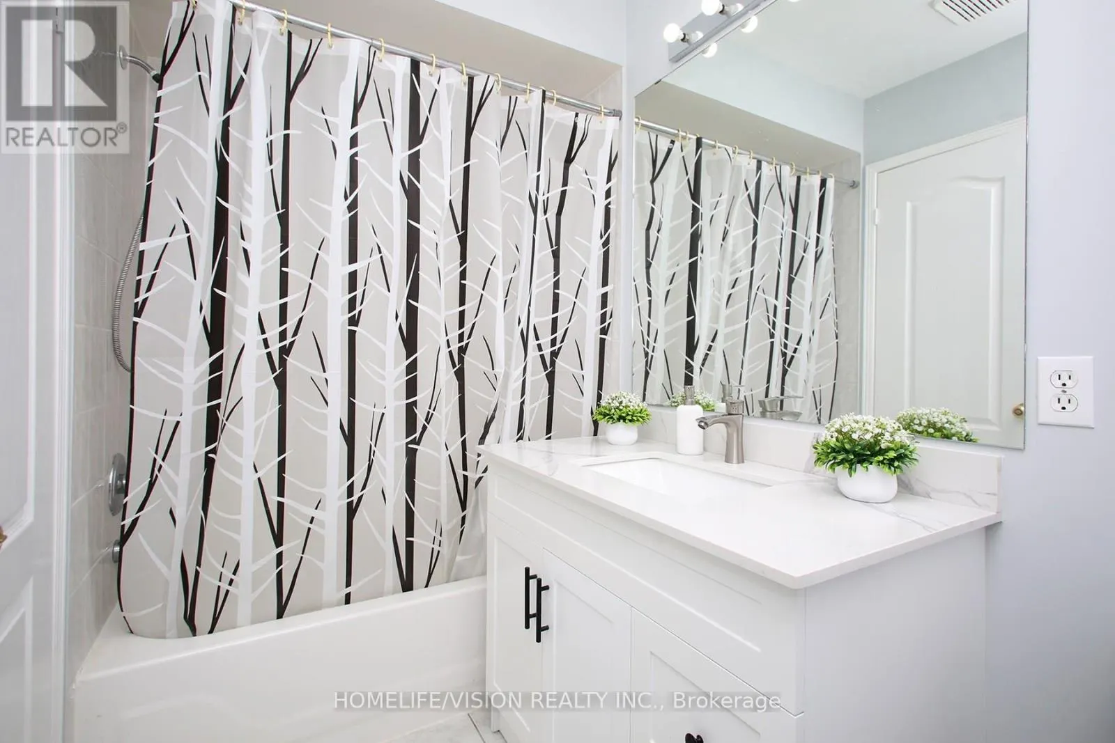 3810 FOXBOROUGH TRAIL
