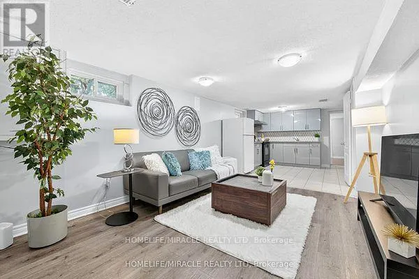 95 GREENBRIAR ROAD