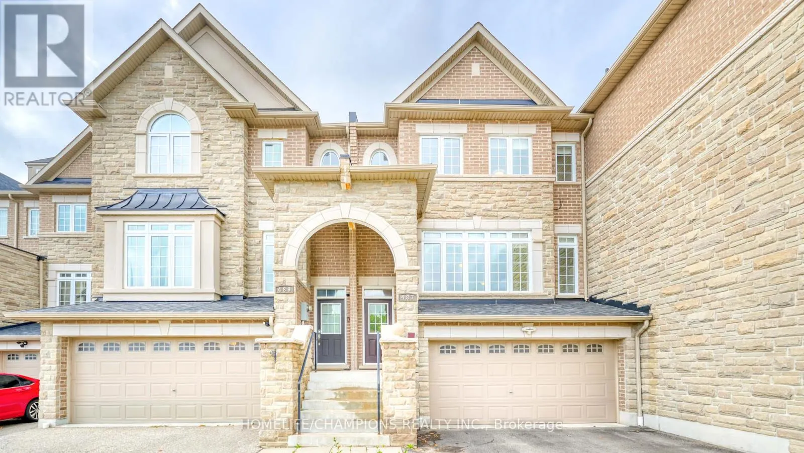 487 BRIGGS COURT