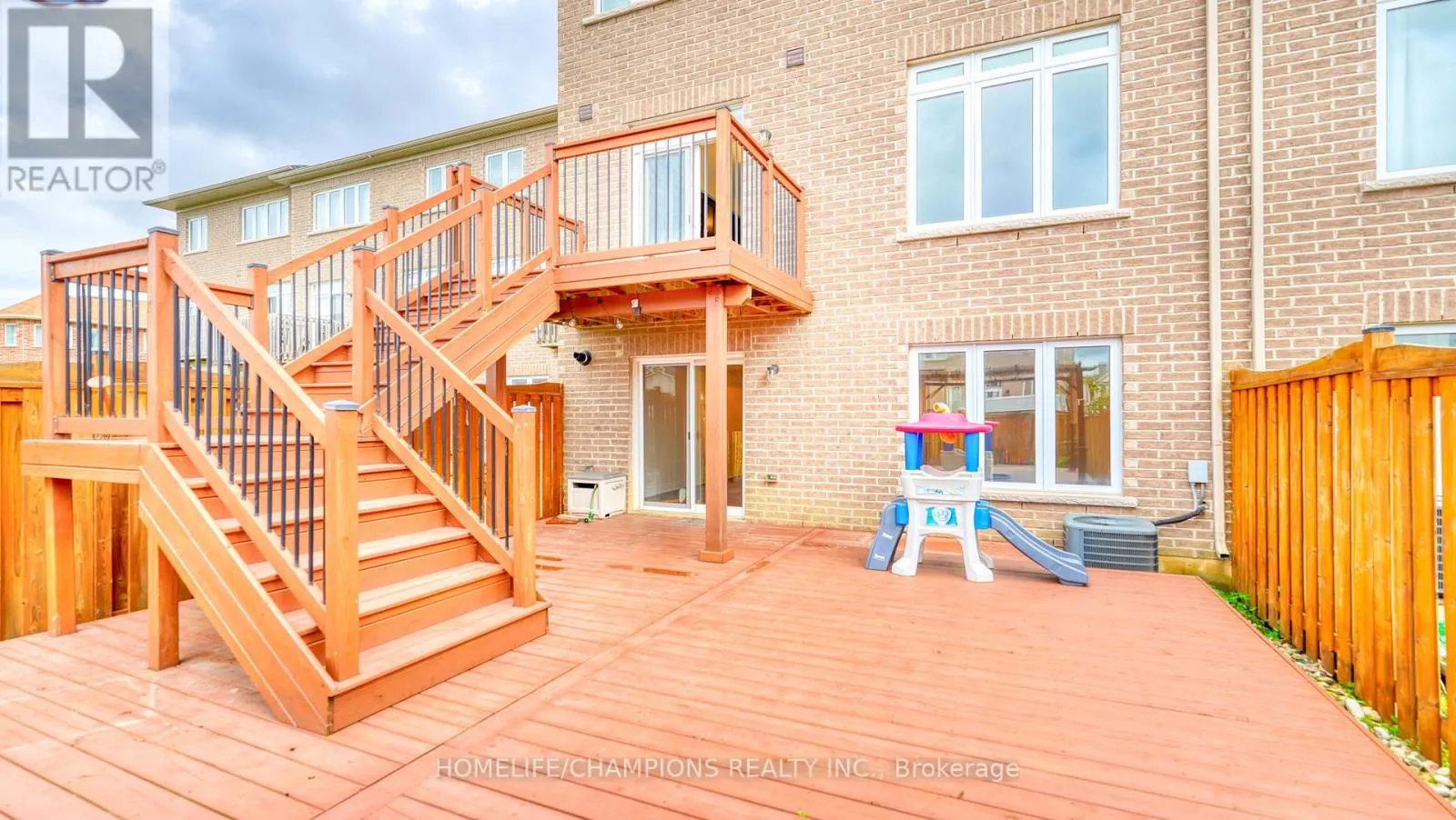 487 BRIGGS COURT