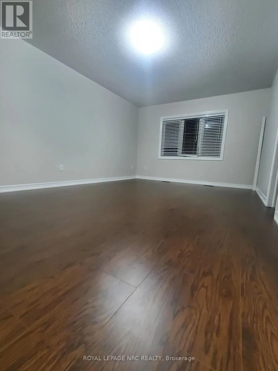 84 LOLA CRESCENT S