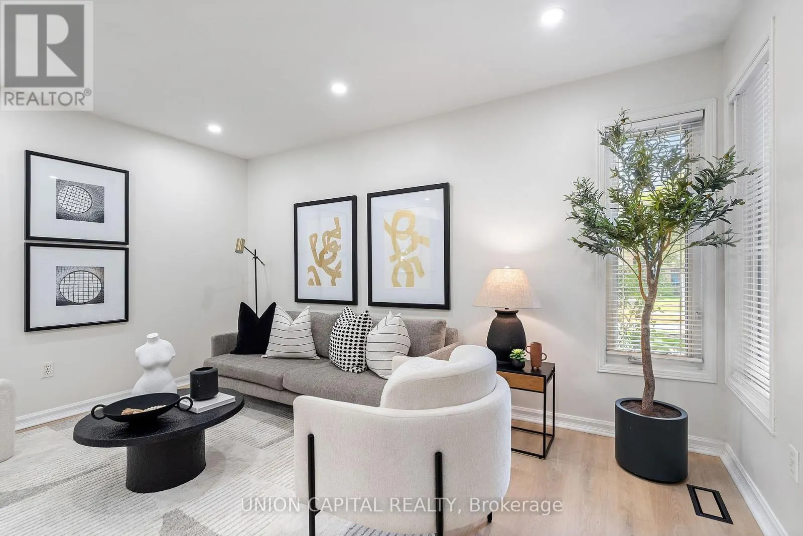 106 - 2555 THOMAS STREET