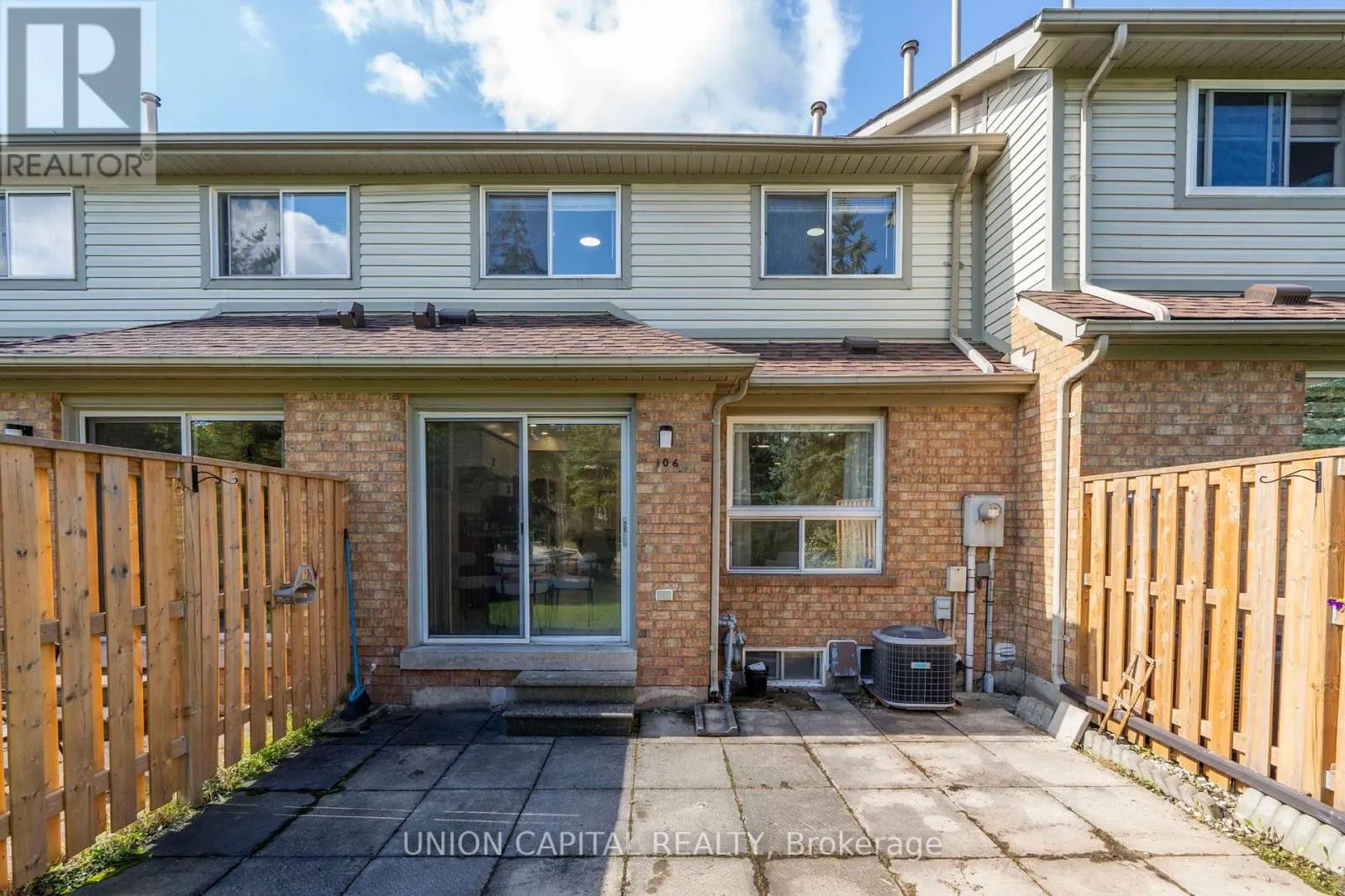 106 - 2555 THOMAS STREET