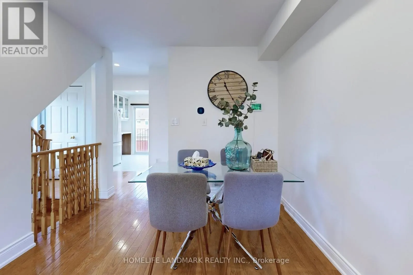 2423 RAVINEBROOK CRESCENT