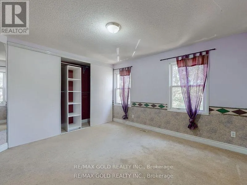 78 FERN VALLEY CRESCENT
