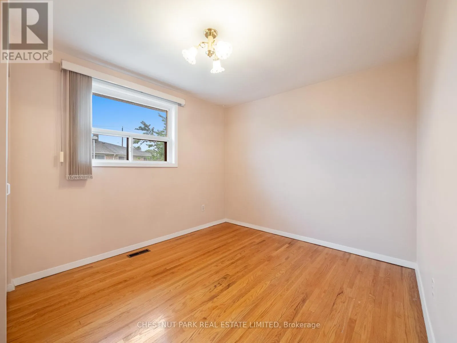 148 NAVENBY CRESCENT