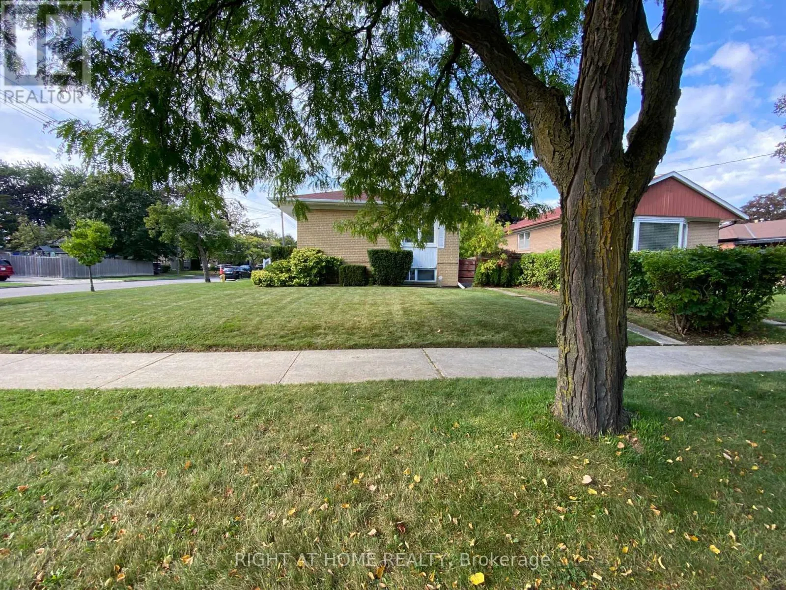 LOWER - 2 HAGERSVILLE COURT