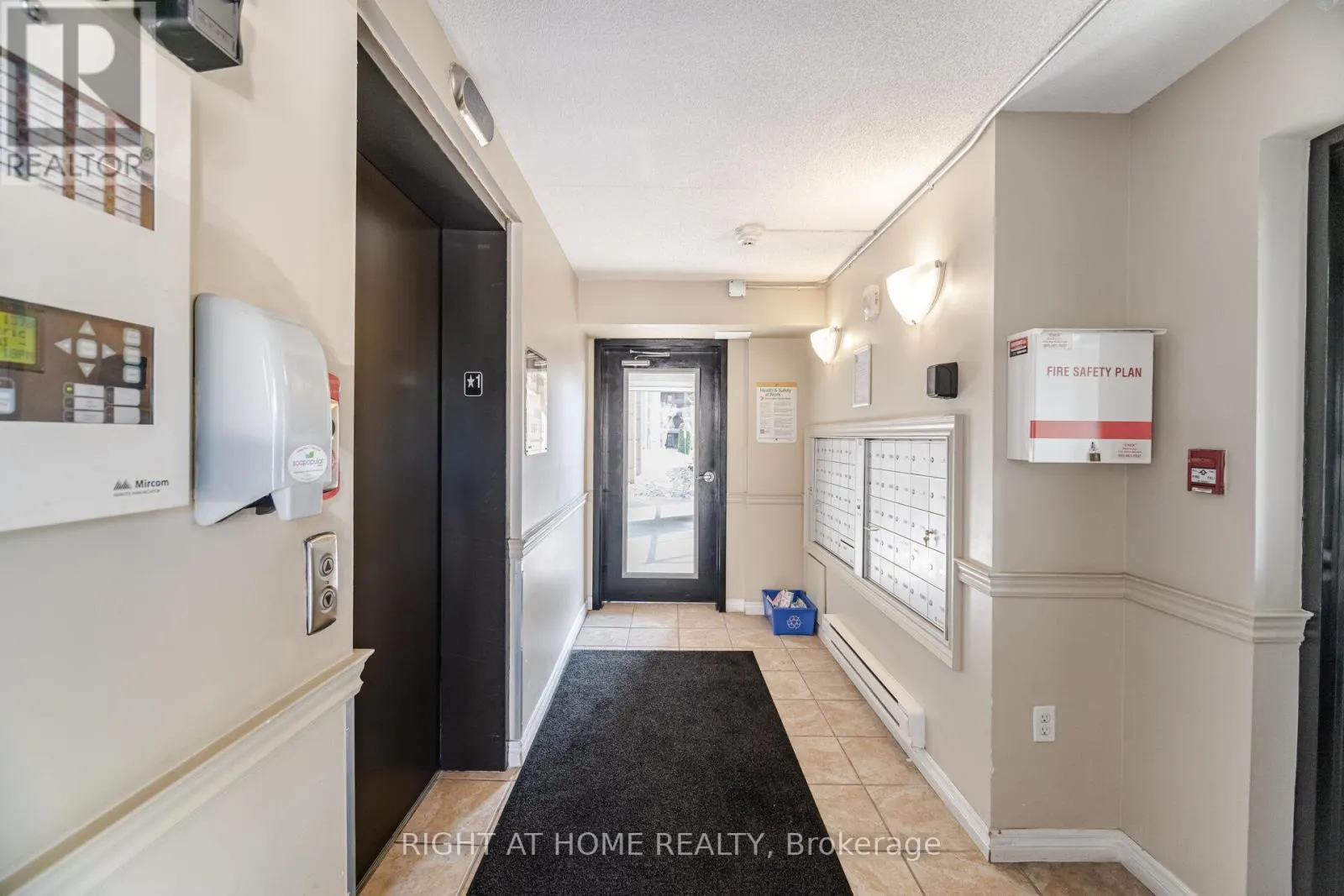 311 - 1370 MAIN STREET E